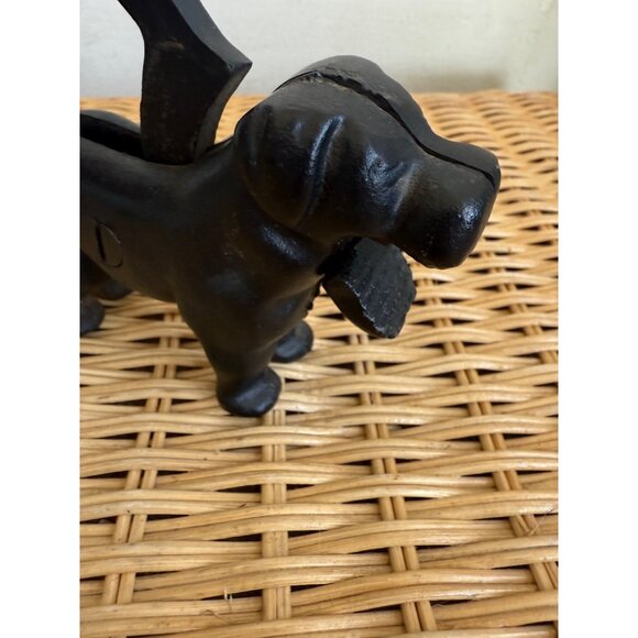 Vintage 1970s Black Dog Cast Iron Figural Nutcracker - Picture 6 of 7